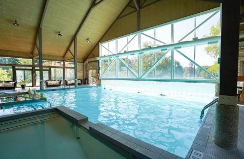Oro-Medonte Apartamento | Luxury Jacuzzi Suite-Full Kitchen