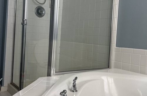 Parker Ford Casa | Luxury King Of Prussia Oasis