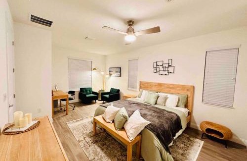 Palm Coast Casa | Luxury King Suite, 3BR 2BA, Beach Vibe, Top-Tier Amenities, Prime location