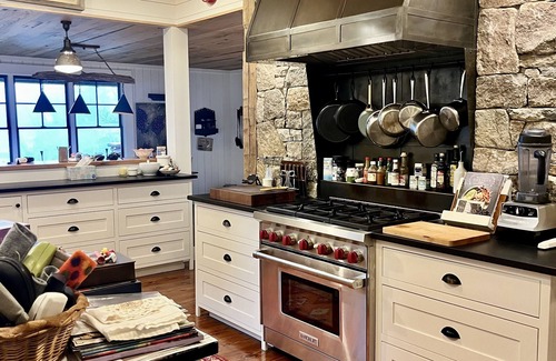 Lakemont Cabina | Luxury Lake Rabun Cabin - restored lakefront w/ stunning views fr/every room!