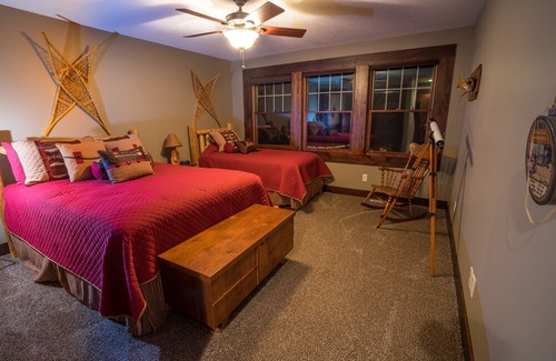 Minong Casa | Luxury lakefront cabin rental in wisconsin
