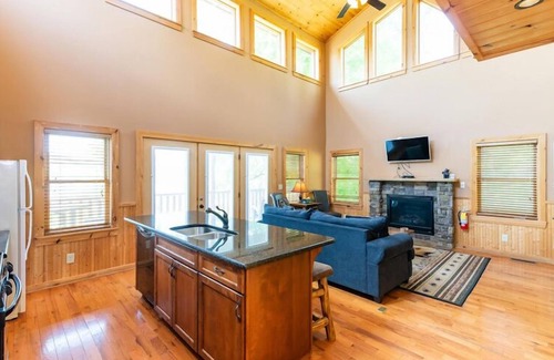 Vonore Cabina | Luxury Lakefront Cabin