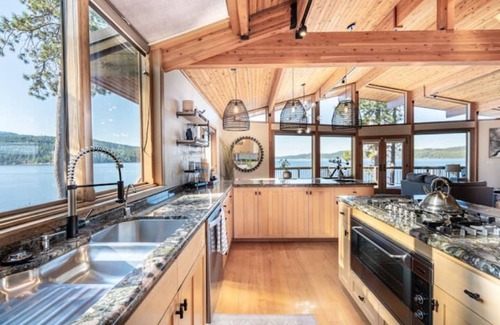 Harrison Casa | Luxury Lakefront Cd’A Retreat Private Dock