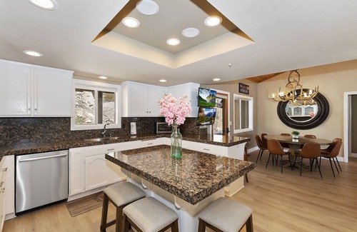 Fawnskin Casa | Luxury lakefront home in Big Bear w/spectacular lake views, AC, EVC & generator!