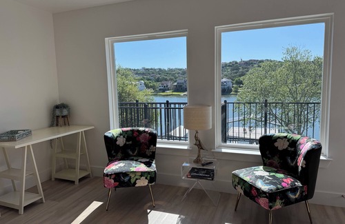 Marble Falls Casa | Luxury Lakefront Living in Marble Falls: Pool, Private Dock & Endless Views!