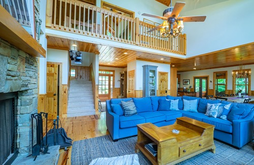 Blairsville Casa | Una cabaña de lujo frente al lago en el lago Nottely cerca de Blueridge Georgia