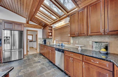 Stoney Point Landing Casa | Luxury Lakeside Retreat