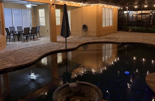 Kissimmee Casa | Luxury Lakeside Vacation Home: Valleyview Manor