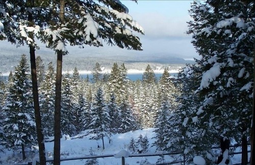Rexford Cabina | Luxury Lakeview Cabin, Lake Koocanusa Dock & Beach-2 Minutes