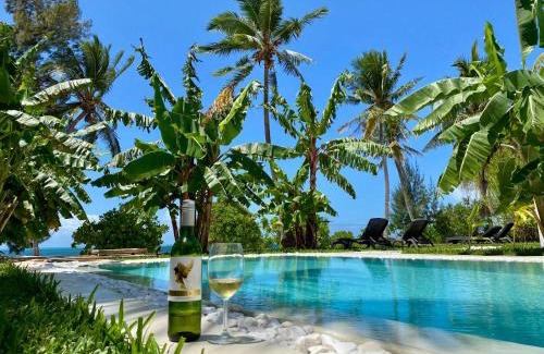 Kiwengwa Villa | Luxury Lions Villas Zanzibar - with Private Cook&Infinity Pools