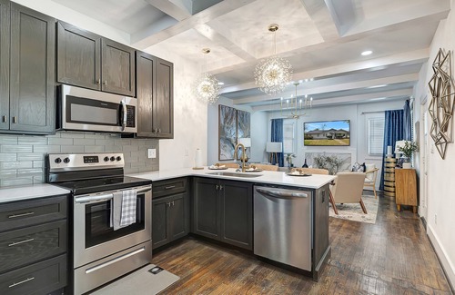Birmingham Casa | Luxury Living Masterpiece! Convenient to everything in The Magic City!