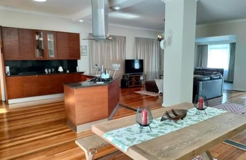 Port Elizabeth Casa | Luxury Living On Westview