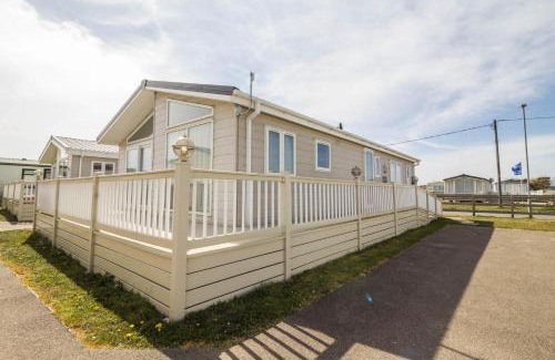 Felixstowe Otro | Luxury Lodge At Suffolk Sands Holiday Park Ref 45009Mv