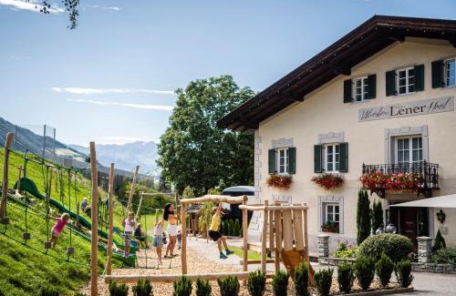 Campo di Trens Cabina | Luxury Lodge - Lener Express