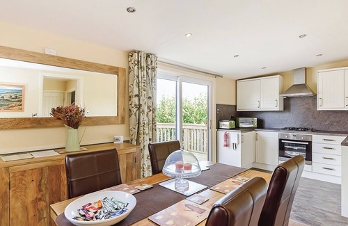 Pickering Chalet De Esquí | Luxury lodge with one double and one twin.