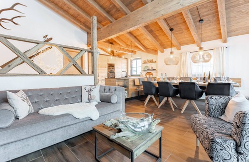 Lengdorf Casa | Luxury lodge with sauna and private terrace