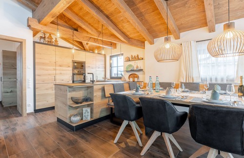 Lengdorf Casa | Luxury lodge with sauna and private terrace