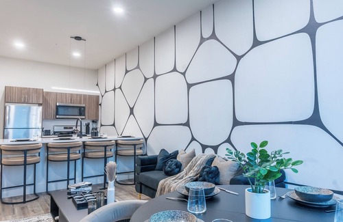 East Orange Apartamento | Luxury Lookout: NYC view, 2BR+Free Parking, Sleeps 8, 20%Off