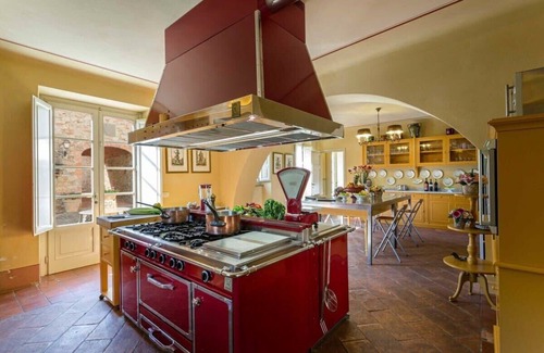 Vorno Apartamento | Luxury Lucca villa Su