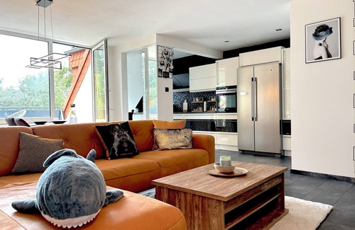 Beerfelde Apartamento | Luxury maisonette apartment - Become a king in the dream world of Beerfelde