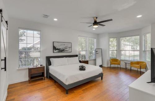 Rowlett Casa | Luxury Mansion Paradise - Cinema Room, Pool, Spa