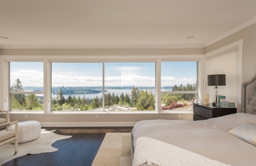 West Vancouver Casa | Mansión de lujo con piscina / bañera de hidromasaje, vistas a la ciudad y al océano
