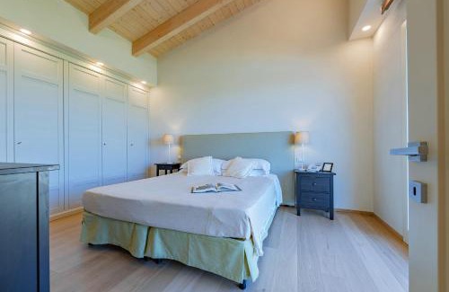 Foiano della Chiana Apartamento | Luxury Marigold Cortona View I Comfort Sauna & Infinity Pool