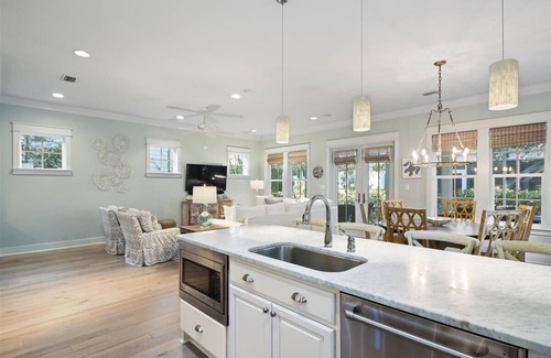 WaterSound West Beach Casa | Watersound West Beach retreat—private beach access, community pool, & 6 bikes