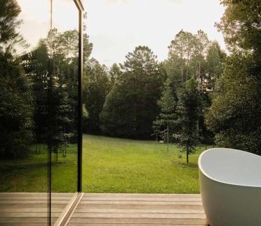 Byron Bay Casa | Luxury Mirror Home In Byron Bay