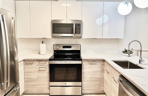 Quincy Apartamento | Luxury Modern Apartment in Quincy