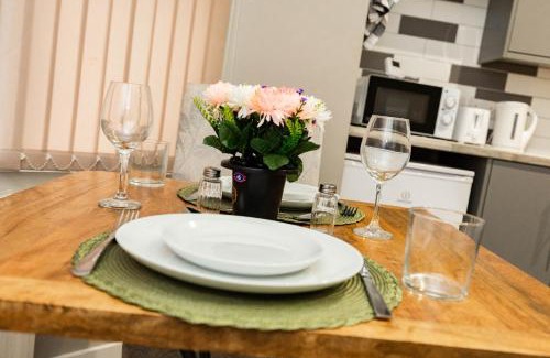Wolverhampton Apartamento | Luxury Modern Flat In Wolverhampton- Garden Views