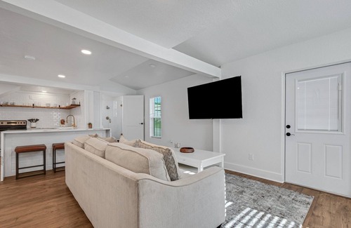 Lakeland Casa | Luxury Modern Home In S Lakeland