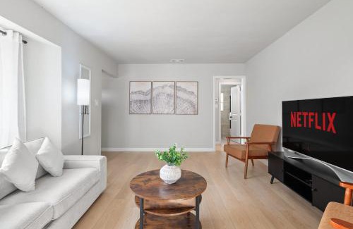 Monrovia Casa | Luxury Modern Retreat with Spacious Yard & Premium Comfort