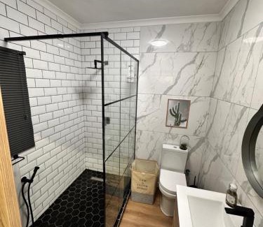 Umdloti Apartamento | Luxury modern studio apartment