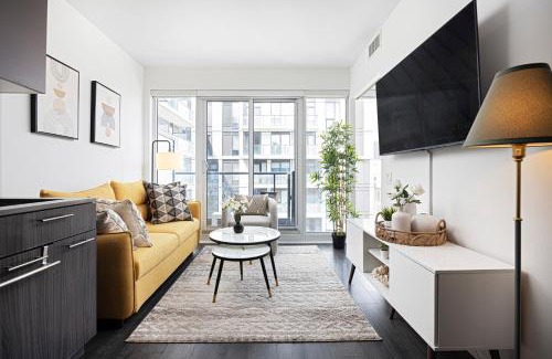 Garden District Apartamento | Luxury & Modern Suite 5 Minutes from Eaton Center