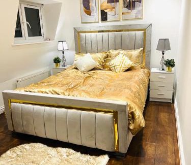 Charlton Apartamento | Luxury Morden 4 bedroom Flats which will make you unforgettable