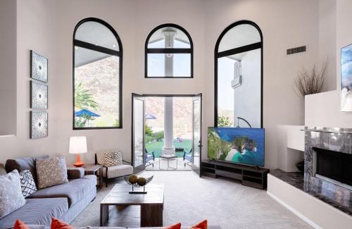 Central Scottsdale Casa | Luxury Mountain Estate-Pool-Spa-BBQ+Bar-Fire pit