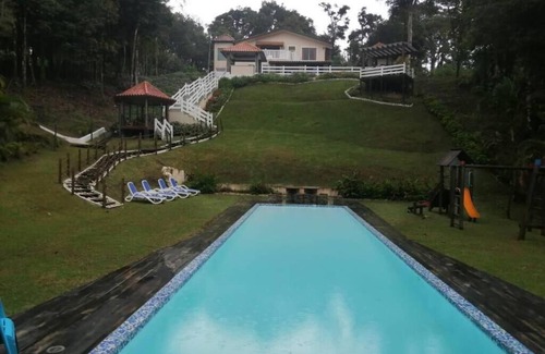 Altos del Maria Casa | Luxury Mountain House with pool & cinema