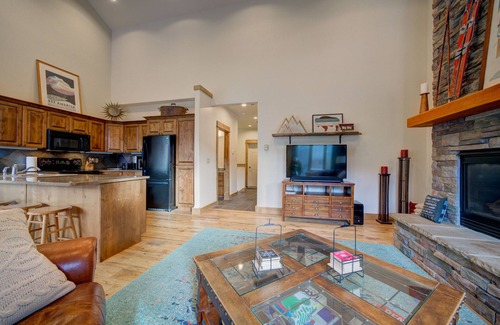 Big Sky Casa | Nombre su propio precio! Reciente Lujo Mountain Village Casa De Pueblo