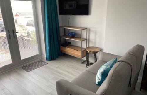 Mumbles Apartamento | Luxury Mumbles View Studio Apartment