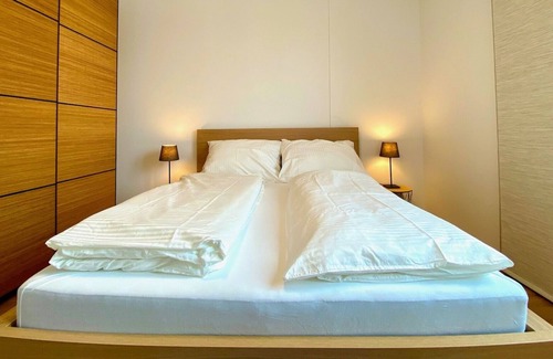 Favoriten Apartamento | Luxury at thermal baths and subway, 12 minutes to the center