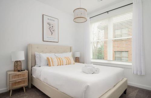 Old Fourth Ward Casa | Luxury New 2B2B Private Balcony 542Blvd
