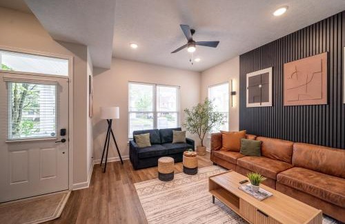 Cleveland Casa | Luxury New 3BR CLE Clinic UnivCircle Little Italy