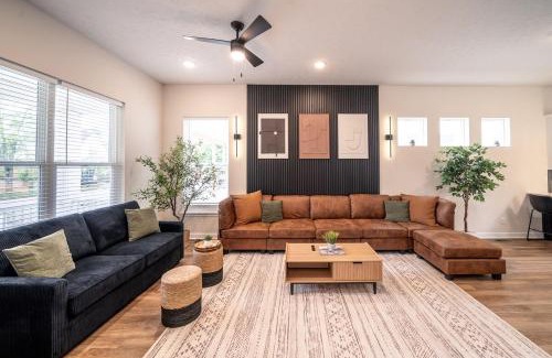 Cleveland Casa | Luxury New 3BR CLE Clinic UnivCircle Little Italy