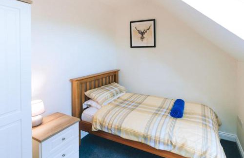 Crich Casa | Luxury newly converted oak cottage with hot tub