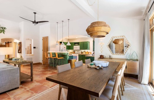 Historic Tennis Club Casa | Luxury Oasis in Palm Springs Retreat