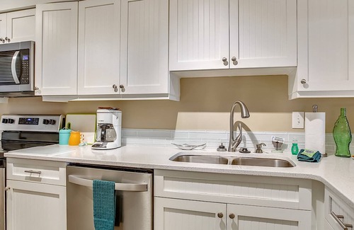 Butler Beach Apartamento | Luxury Ocean Oasis Free Tix