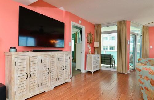 Crescent Beach Casa | Luxury Ocean View 2 Lazy Rivers