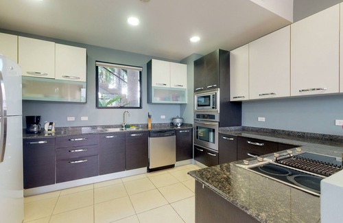 Tárcoles Condominio | Condominio de lujo con vista al mar con piscina compartida