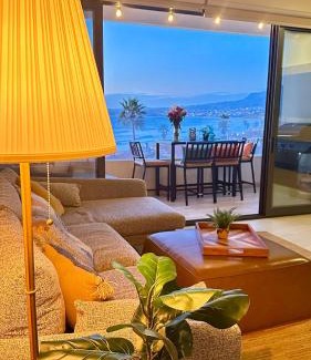 Primo Tapia Apartamento | Luxury, Ocean View, Pool, Jacuzzi, Valle de Guadalupe, Los Portales De Garcia, Splash, Encanto Restaurants, Surf Breaks in Primo Tapia, Rosarito